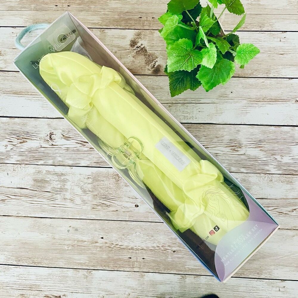NWT New in Box  Luxe+Willow Sedona 4 Piece Green Satin Heatless Curler Set